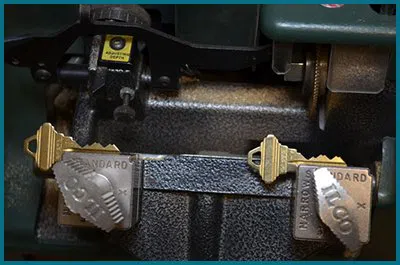 Father Son Locksmith Shop Maple Valley, WA 425-492-9204 Father Son Locksmith Shop Maple Valley, WA 425-492-9204 - 65-14